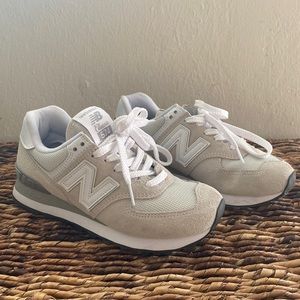 New Balance Classic 574 Beige